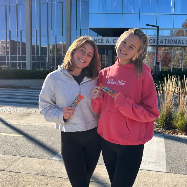 Huge thank you to Sunspot for stopping by VERVE today ☀️✨ Residents got to make their own tea blends and enjoy the best baked treats.