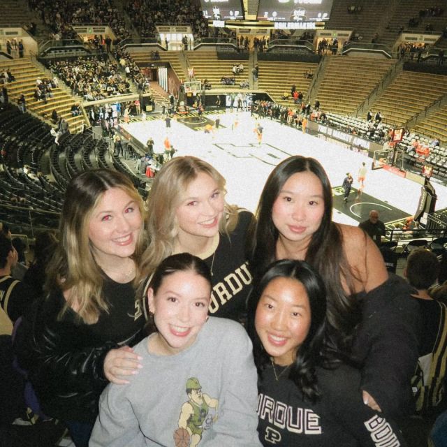 boilers in the sweet 16 🍬 tonight! you know what else is sweet? VERVE's leasing special!

sign within 48 hours of a tour and get waived signing fees + $600 gift card 💵